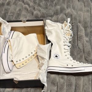 Converse Women's Off-White Lace-Up Boots